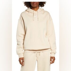 Nike Sportswear Women's Essentials Oversized Cream Hoodie